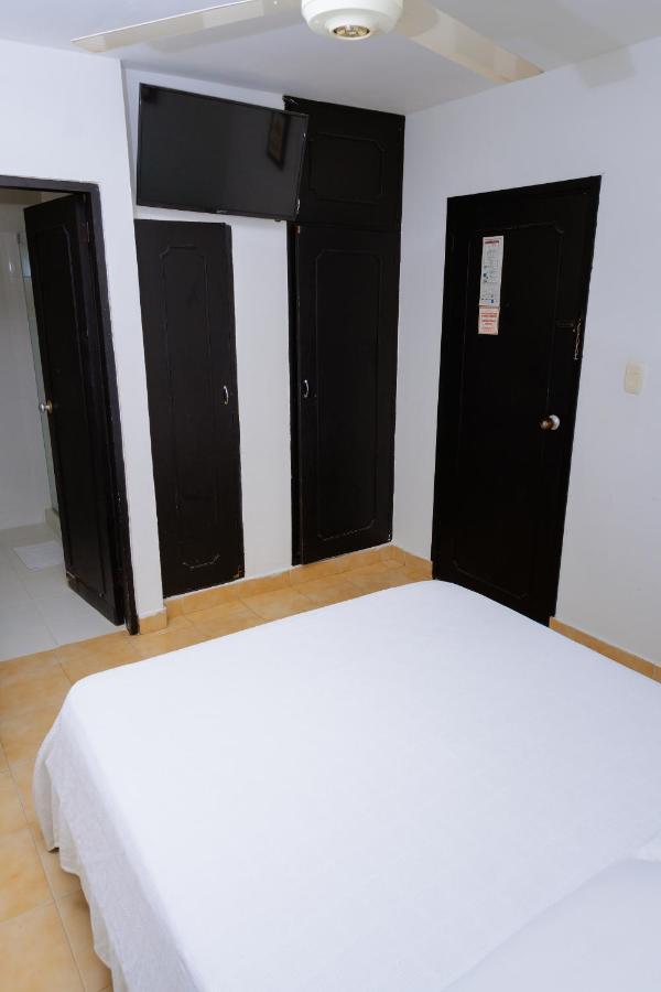 Hotel Edmar 圣玛尔塔 外观 照片